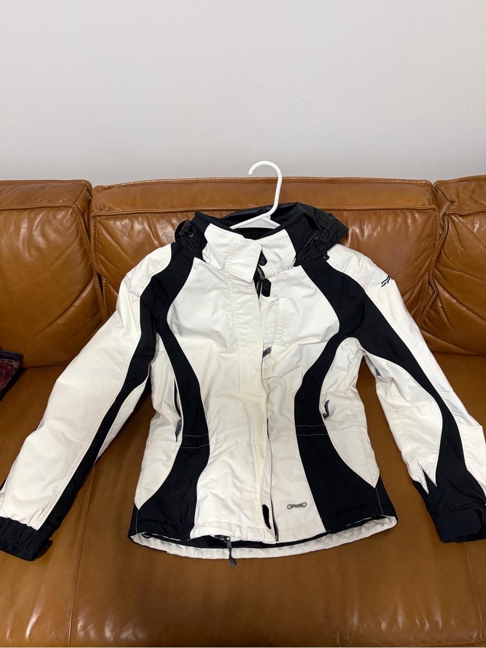 Spyder XT White and Black Women's Ski Jacket